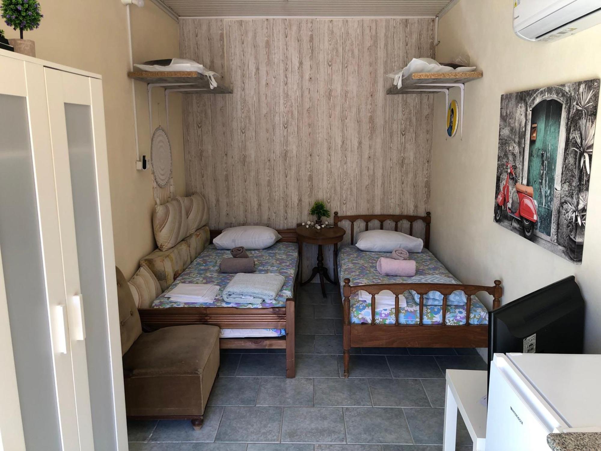 Converted Shed Studio & Garden Hanging Bed Pórto Ráfti 外观 照片